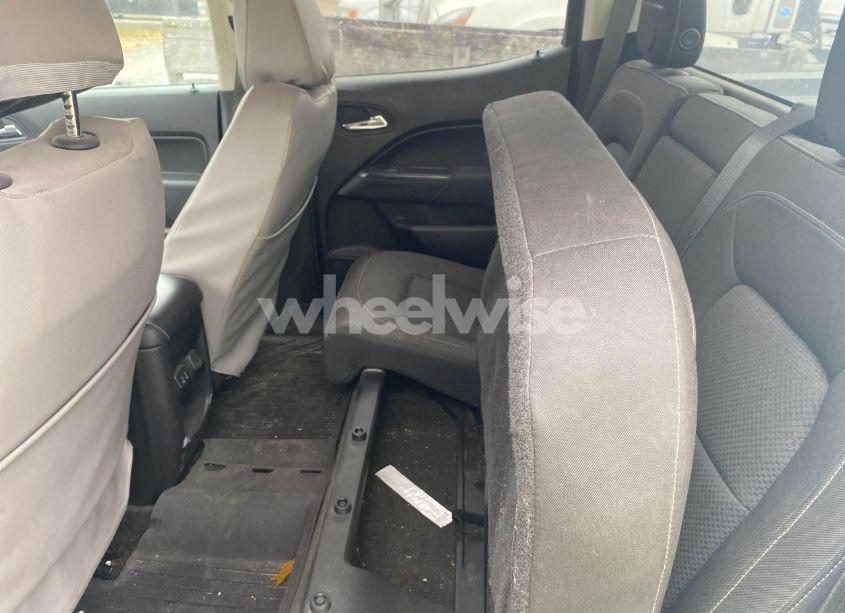 Photo 8 of 2018 Chevrolet Colorado LT (VIN 1GCGSCEN3J1167138)