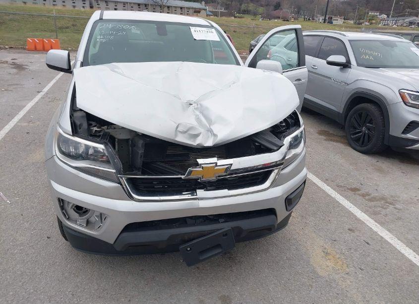 Photo 6 of 2019 Chevrolet Colorado LT (VIN 1GCGSCEN3K1226187)