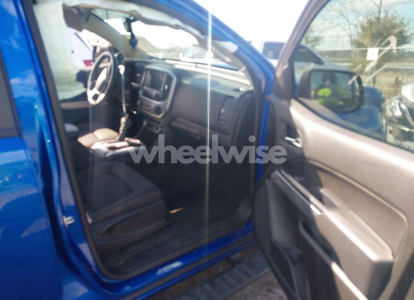Photo 5 of 2020 Chevrolet Colorado 2WD SHORT BOX LT (VIN 1GCGSCEN3L1214610)