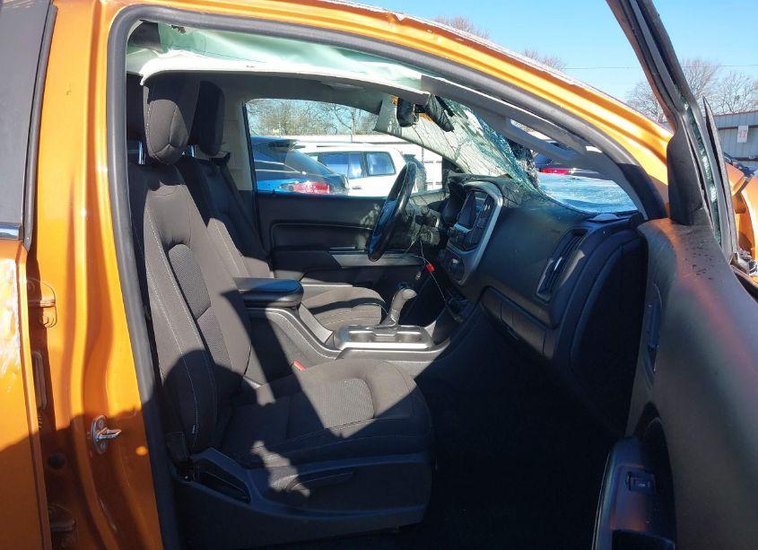 Photo 5 of 2017 Chevrolet Colorado LT (VIN 1GCGSCEN4H1321012)