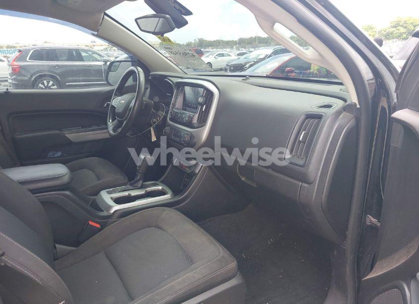 Photo 5 of 2018 Chevrolet Colorado LT (VIN 1GCGSCEN4J1258564)
