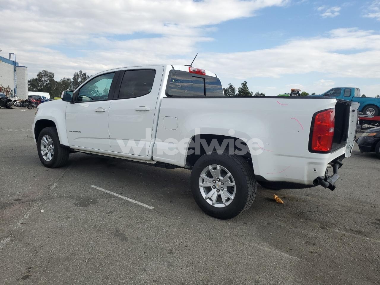 Photo 2 of 2021 CHEVROLET COLORADO LT (VIN 1GCGSCEN4M1230980)