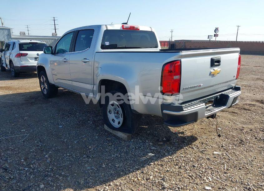 Photo 3 of 2018 Chevrolet Colorado LT (VIN 1GCGSCEN5J1300840)