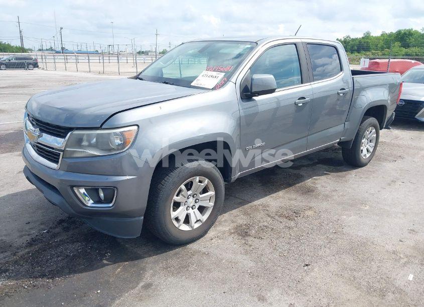 Photo 2 of 2019 Chevrolet Colorado LT (VIN 1GCGSCEN5K1126690)