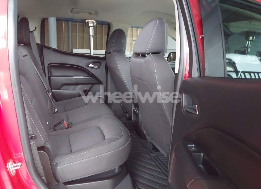 Photo 8 of 2019 Chevrolet Colorado LT (VIN 1GCGSCEN6K1170374)