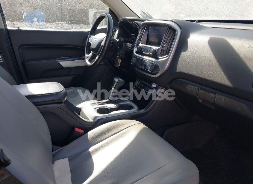 Photo 5 of 2019 Chevrolet Colorado LT (VIN 1GCGSCEN7K1291852)