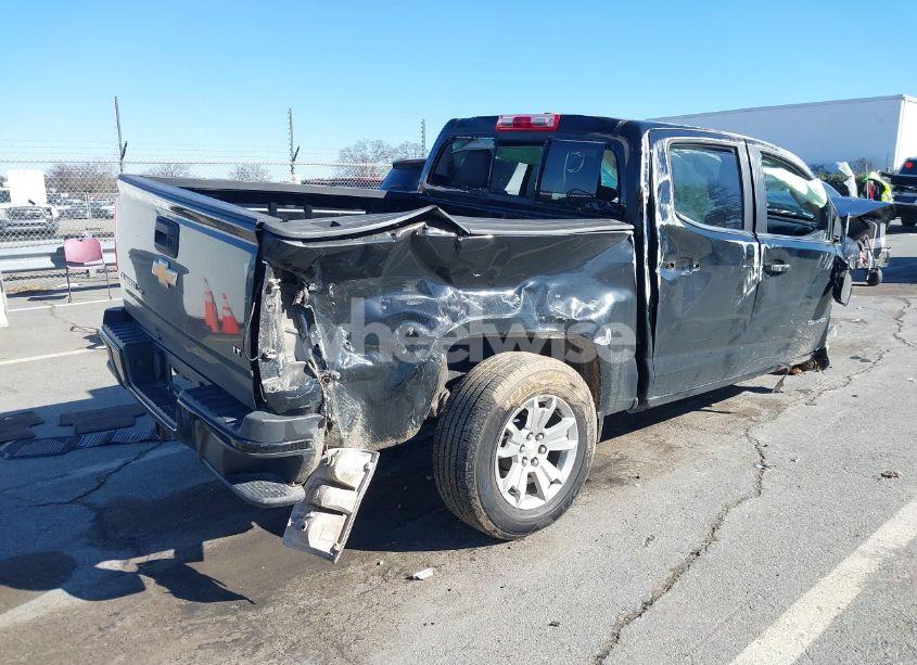 Photo 4 of 2018 Chevrolet Colorado LT (VIN 1GCGSCEN8J1324503)
