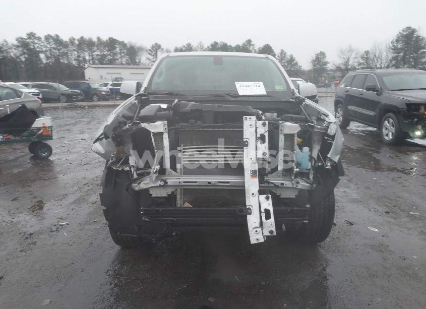 Photo 13 of 2019 Chevrolet Colorado LT (VIN 1GCGSCEN8K1114257)