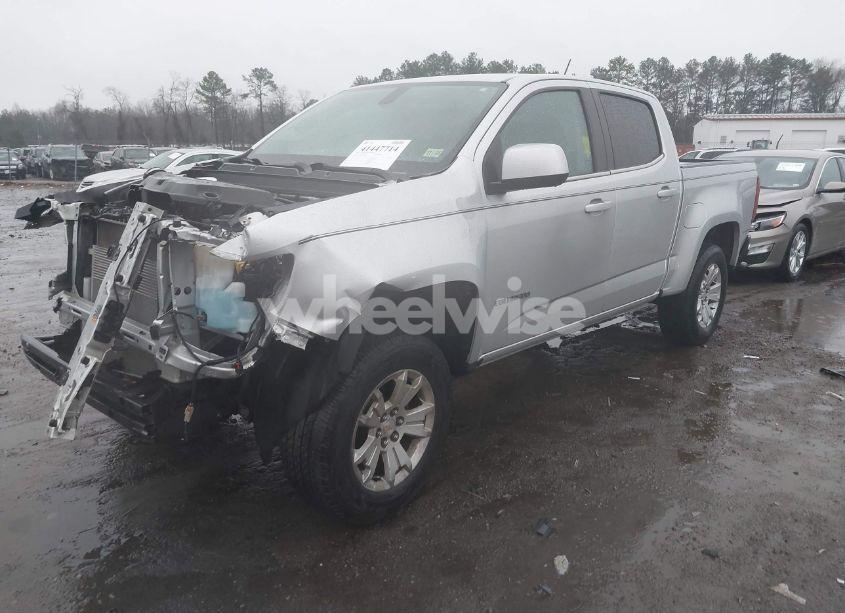 Photo 2 of 2019 Chevrolet Colorado LT (VIN 1GCGSCEN8K1114257)