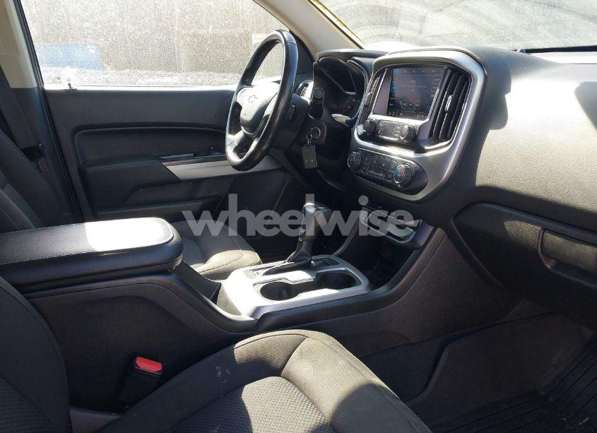 Photo 5 of 2019 Chevrolet Colorado LT (VIN 1GCGSCEN8K1174331)