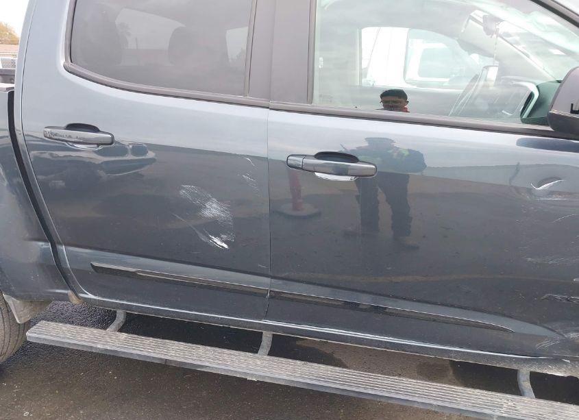 Photo 18 of 2019 Chevrolet Colorado LT (VIN 1GCGSCEN8K1360239)