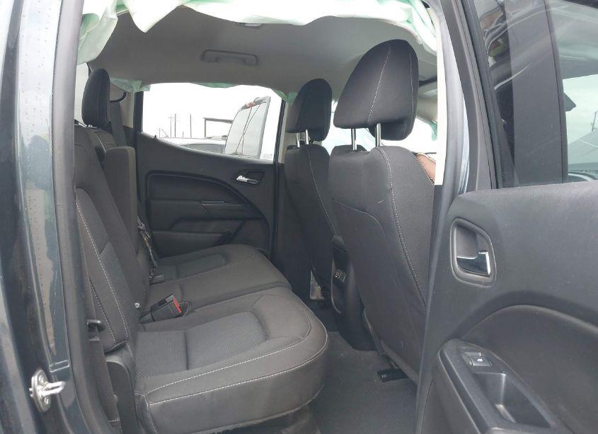 Photo 8 of 2019 Chevrolet Colorado LT (VIN 1GCGSCEN8K1360239)