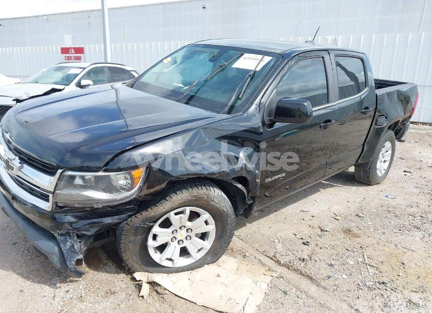 Photo 2 of 2017 Chevrolet Colorado LT (VIN 1GCGSCEN9H1300608)