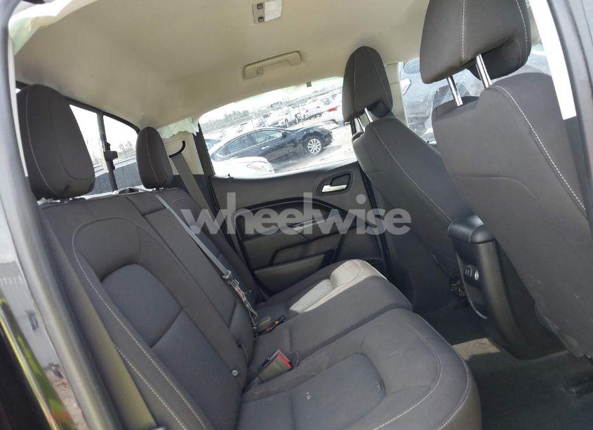 Photo 8 of 2017 Chevrolet Colorado LT (VIN 1GCGSCEN9H1300608)