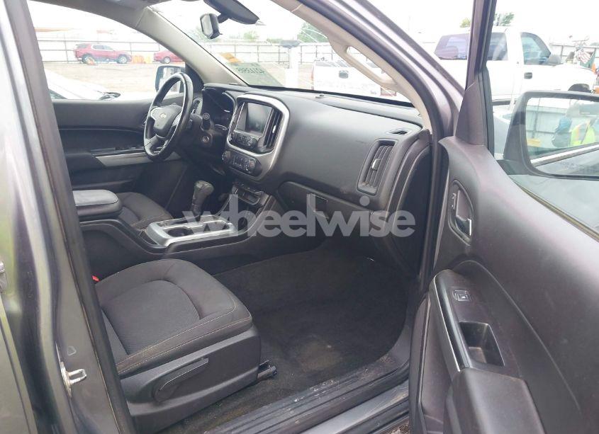 Photo 5 of 2018 Chevrolet Colorado LT (VIN 1GCGSCEN9J1119515)