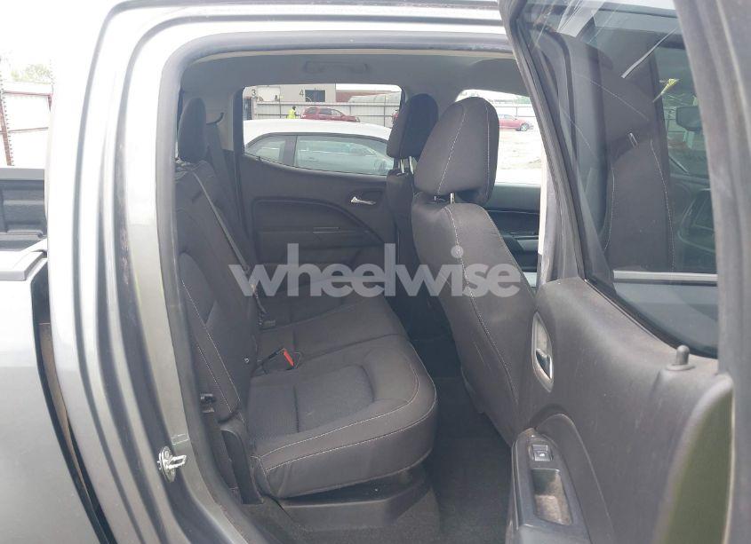 Photo 8 of 2018 Chevrolet Colorado LT (VIN 1GCGSCEN9J1119515)