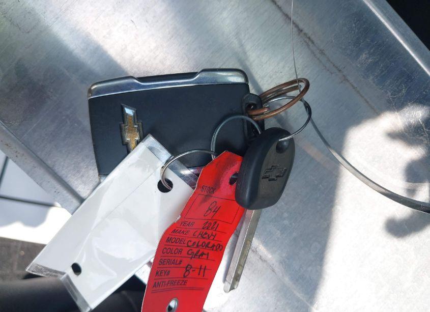 Photo 11 of 2021 Chevrolet Colorado 2WD SHORT BOX Z71 (VIN 1GCGSDEN1M1108275)