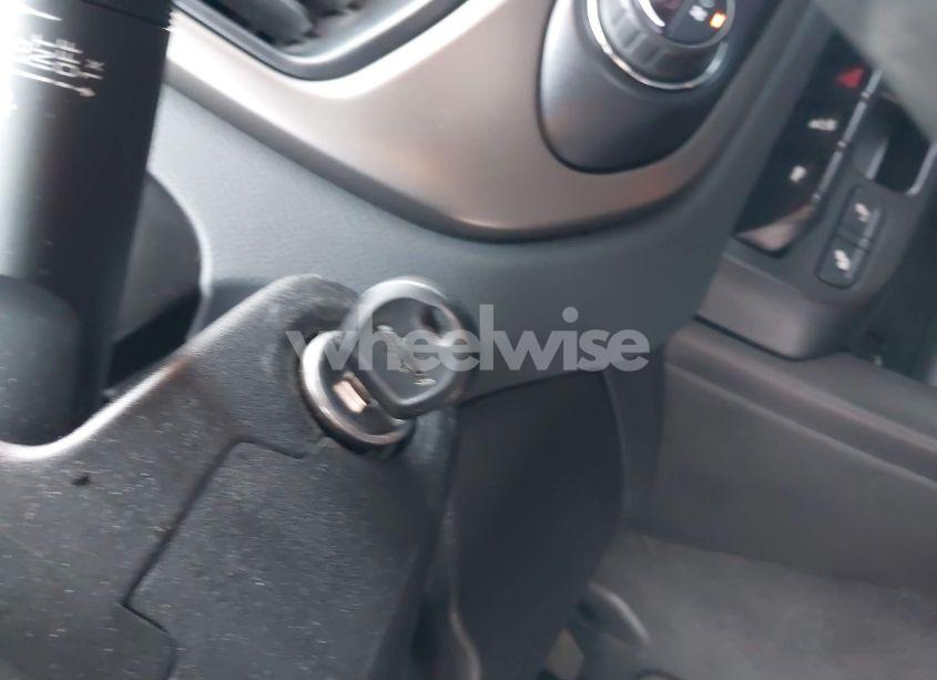 Photo 11 of 2021 Chevrolet Colorado 2WD SHORT BOX Z71 (VIN 1GCGSDEN2M1112495)