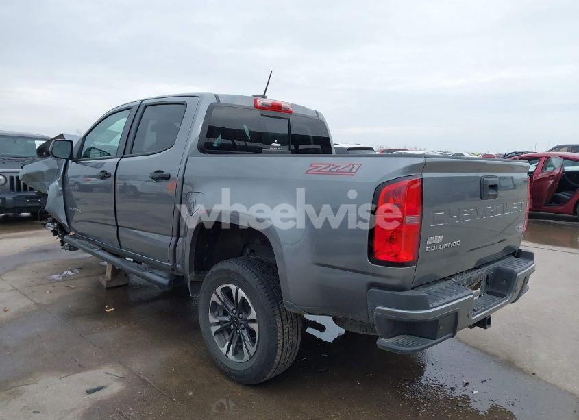 Photo 3 of 2021 Chevrolet Colorado 2WD SHORT BOX Z71 (VIN 1GCGSDEN5M1123300)