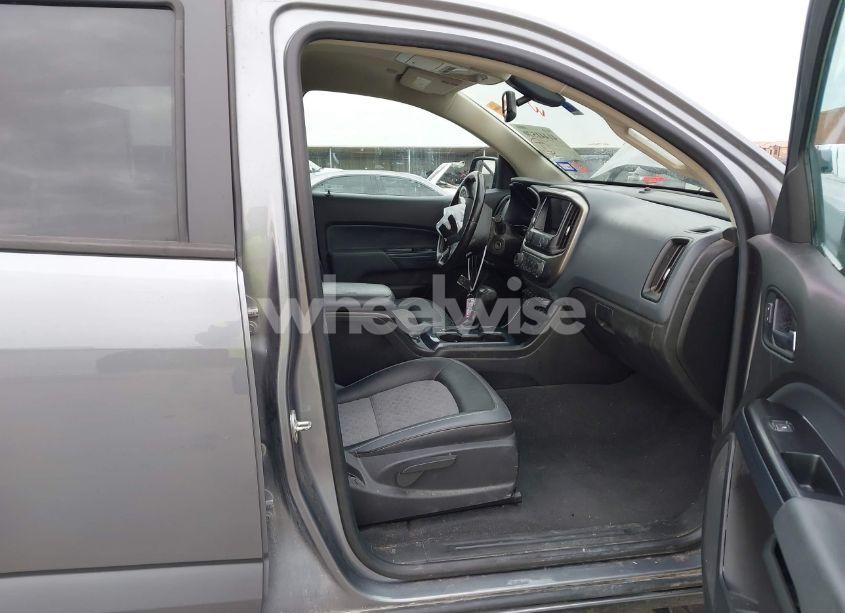 Photo 5 of 2021 Chevrolet Colorado 2WD SHORT BOX Z71 (VIN 1GCGSDEN5M1123300)