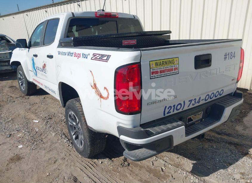 Photo 3 of 2022 Chevrolet Colorado 2WD SHORT BOX Z71 (VIN 1GCGSDEN7N1247036)
