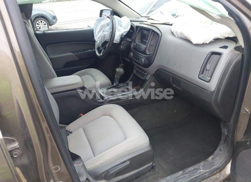 Photo 5 of 2015 Chevrolet Colorado WT (VIN 1GCGTAE38F1197422)
