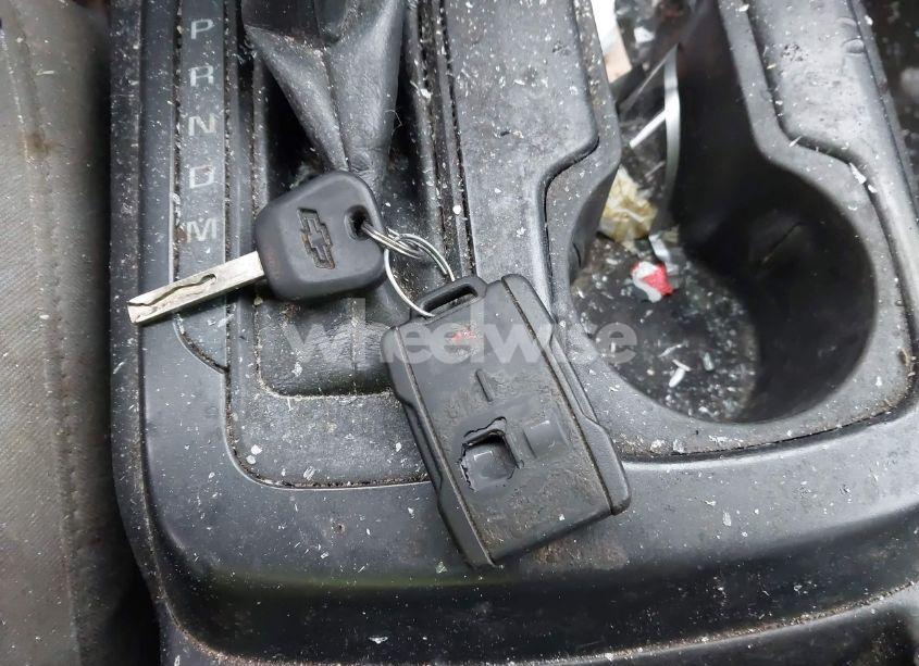 Photo 11 of 2015 Chevrolet Colorado WT (VIN 1GCGTAE38F1224537)