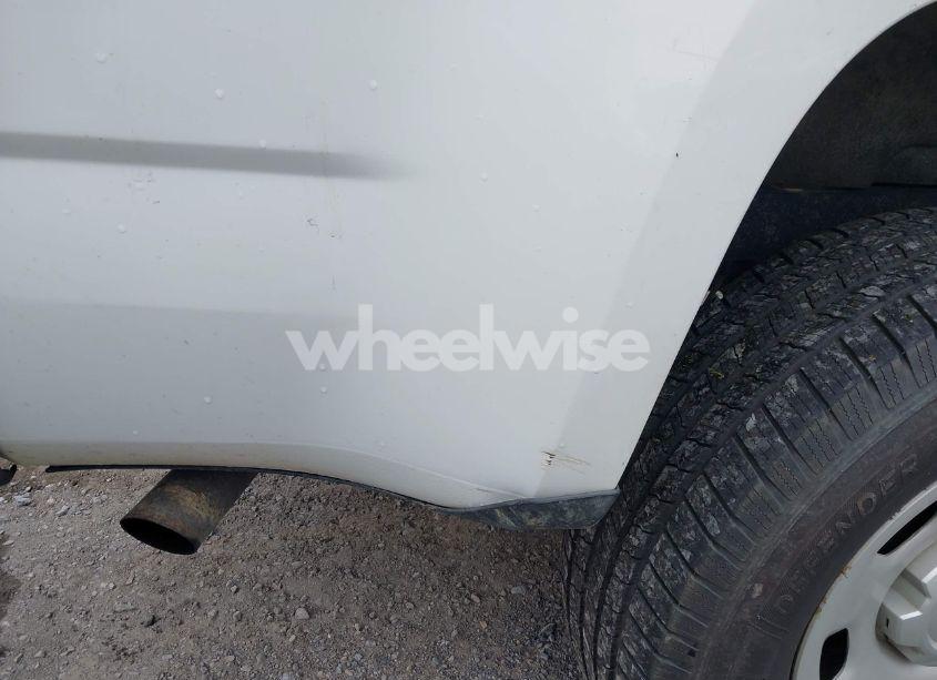 Photo 18 of 2016 Chevrolet Colorado WT (VIN 1GCGTBE31G1276938)