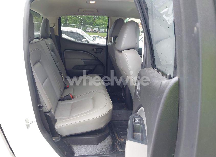 Photo 8 of 2016 Chevrolet Colorado WT (VIN 1GCGTBE31G1276938)