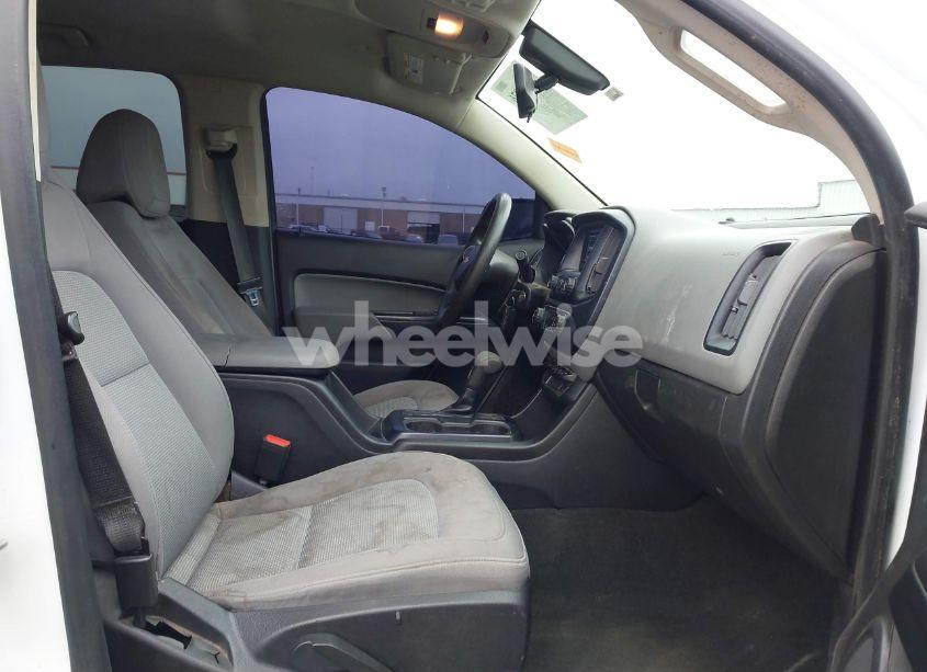 Photo 5 of 2016 Chevrolet Colorado WT (VIN 1GCGTBE34G1330488)