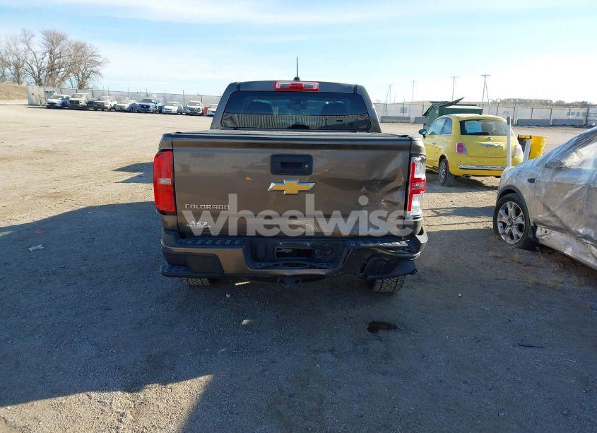 Photo 16 of 2016 Chevrolet Colorado WT (VIN 1GCGTBE39G1310334)