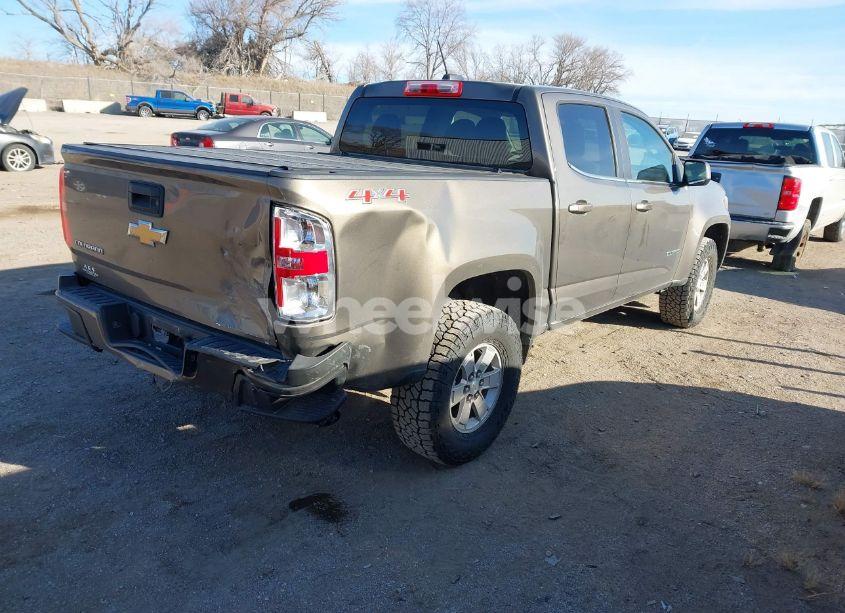 Photo 4 of 2016 Chevrolet Colorado WT (VIN 1GCGTBE39G1310334)