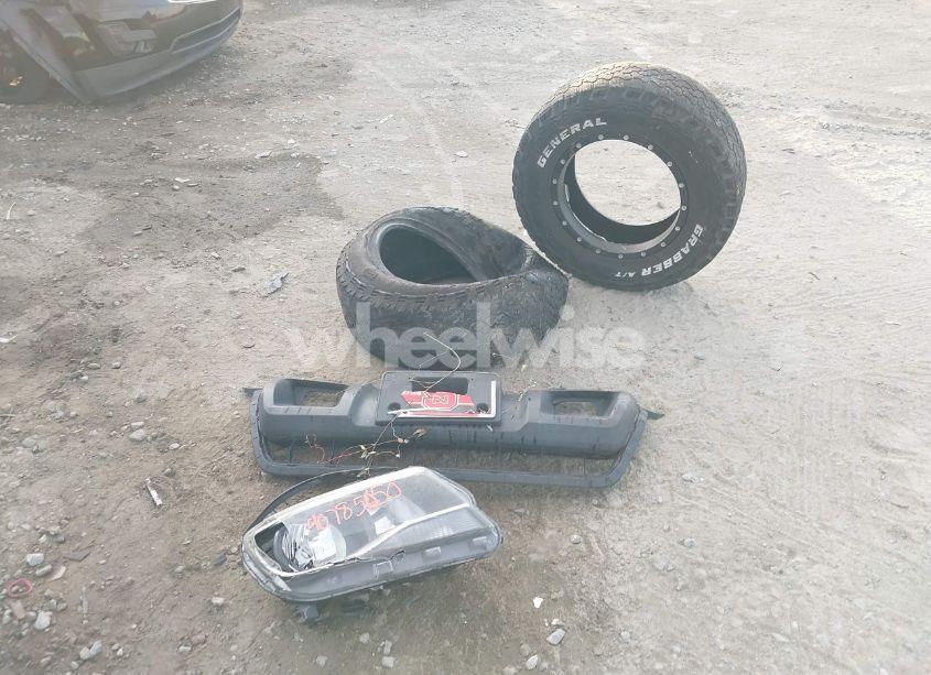 Photo 12 of 2016 Chevrolet Colorado WT (VIN 1GCGTBE3XG1197073)