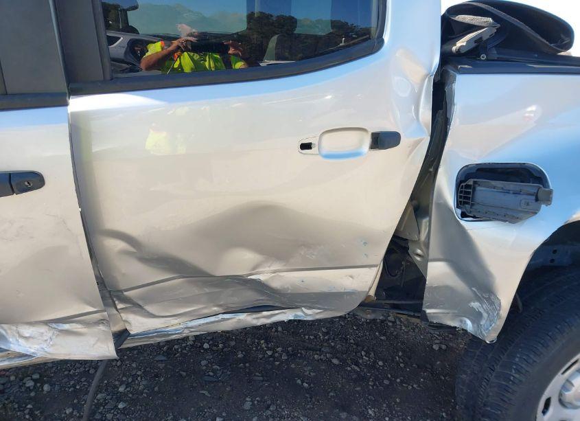 Photo 12 of 2016 Chevrolet Colorado WT (VIN 1GCGTBE3XG1326901)