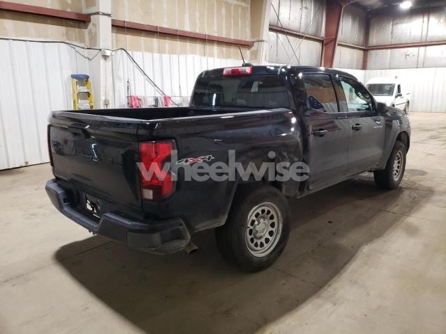 Photo 3 of 2023 CHEVROLET COLORADO N/A (VIN 1GCGTBEC6P1165608)