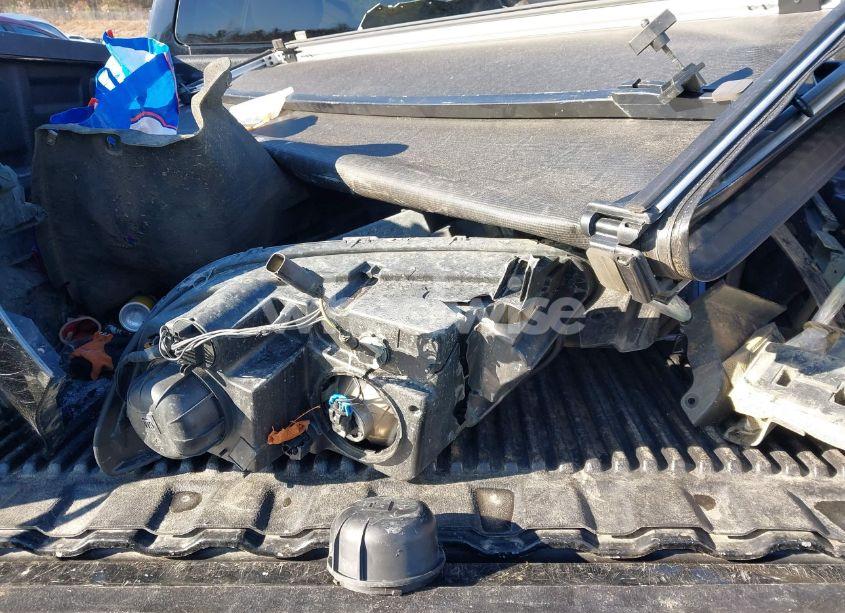 Photo 18 of 2019 Chevrolet Colorado WT (VIN 1GCGTBEN0K1356113)