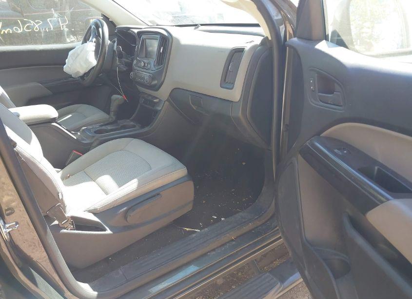 Photo 5 of 2018 Chevrolet Colorado WT (VIN 1GCGTBEN1J1153830)