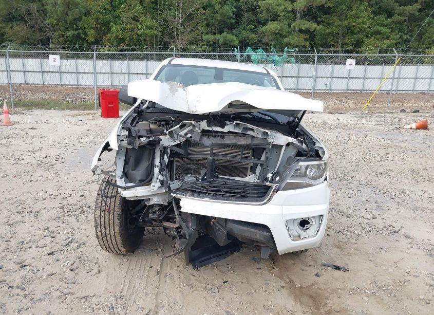 Photo 6 of 2019 Chevrolet Colorado WT (VIN 1GCGTBEN3K1176463)