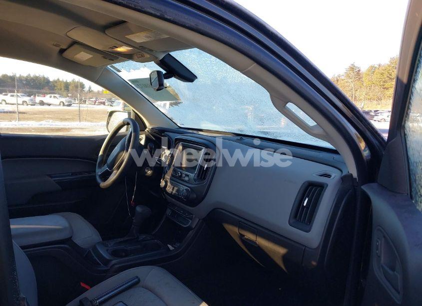 Photo 5 of 2017 Chevrolet Colorado WT (VIN 1GCGTBEN5H1158815)