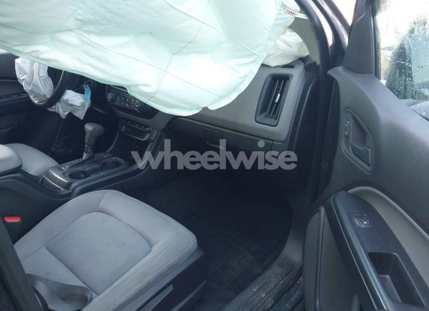 Photo 5 of 2017 Chevrolet Colorado WT (VIN 1GCGTBEN6H1316899)