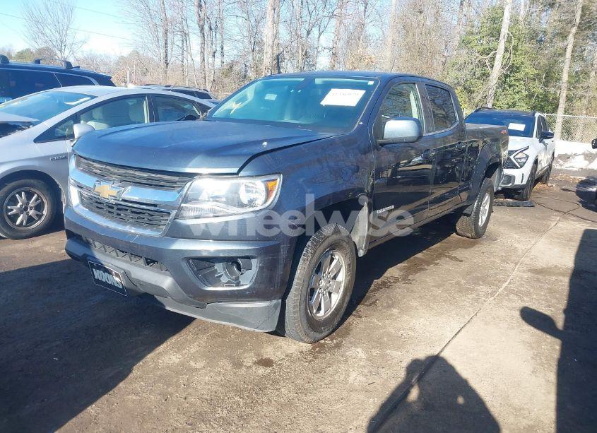 Photo 2 of 2019 Chevrolet Colorado WT (VIN 1GCGTBEN7K1121627)