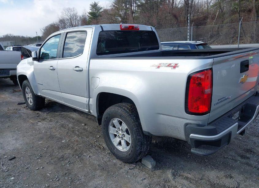 Photo 3 of 2019 Chevrolet Colorado WT (VIN 1GCGTBEN7K1196022)