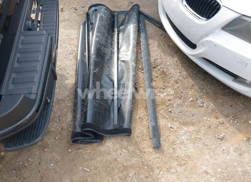 Photo 12 of 2021 Chevrolet Colorado 4WD SHORT BOX WT (VIN 1GCGTBENXM1249573)