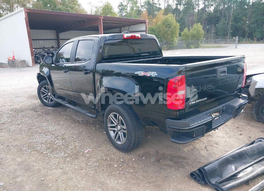 Photo 3 of 2021 Chevrolet Colorado 4WD SHORT BOX WT (VIN 1GCGTBENXM1249573)