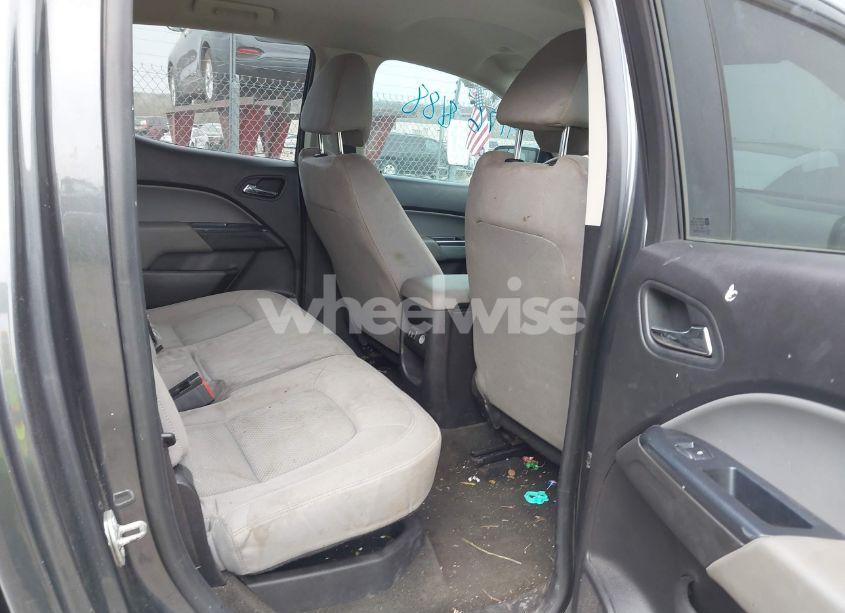 Photo 8 of 2016 Chevrolet Colorado LT (VIN 1GCGTCE32G1106402)