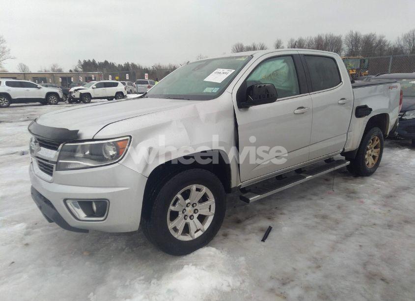 Photo 2 of 2016 Chevrolet Colorado LT (VIN 1GCGTCE33G1202233)