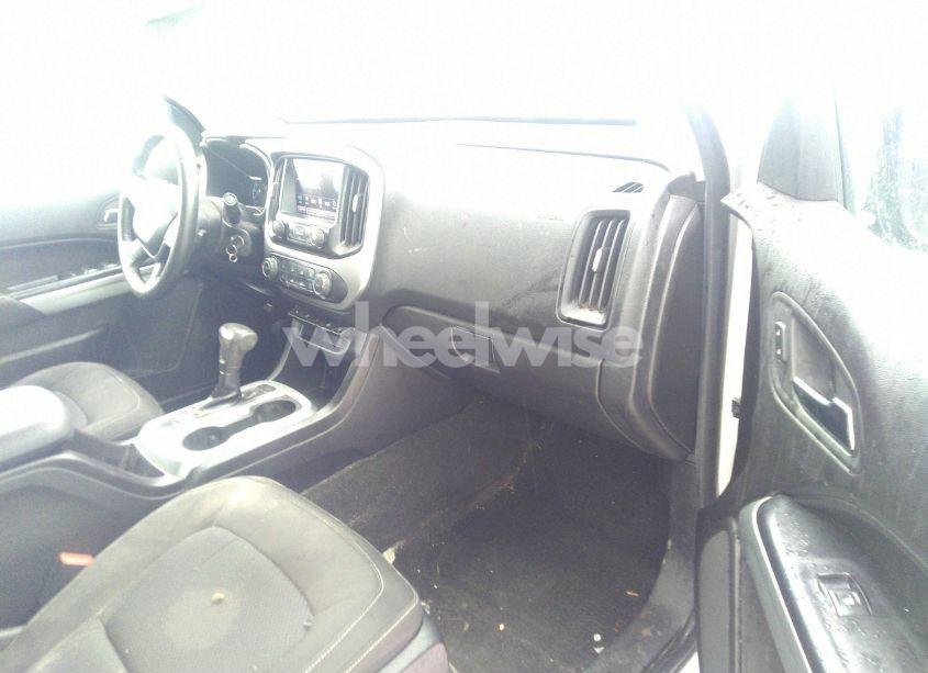 Photo 5 of 2016 Chevrolet Colorado LT (VIN 1GCGTCE33G1202233)