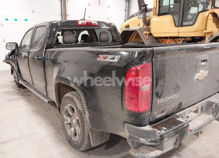 Photo 3 of 2015 Chevrolet Colorado Z71 (VIN 1GCGTCE35F1123564)