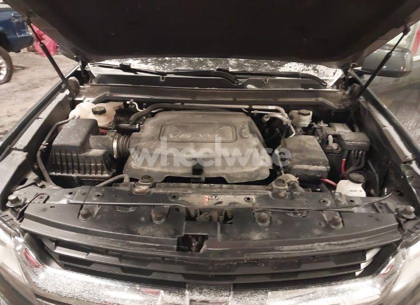 Photo 10 of 2016 Chevrolet Colorado LT (VIN 1GCGTCE35G1159739)