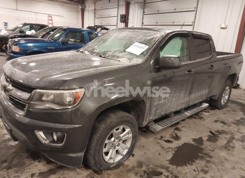 Photo 2 of 2016 Chevrolet Colorado LT (VIN 1GCGTCE35G1159739)